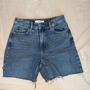 Dynamite Heidi shorts